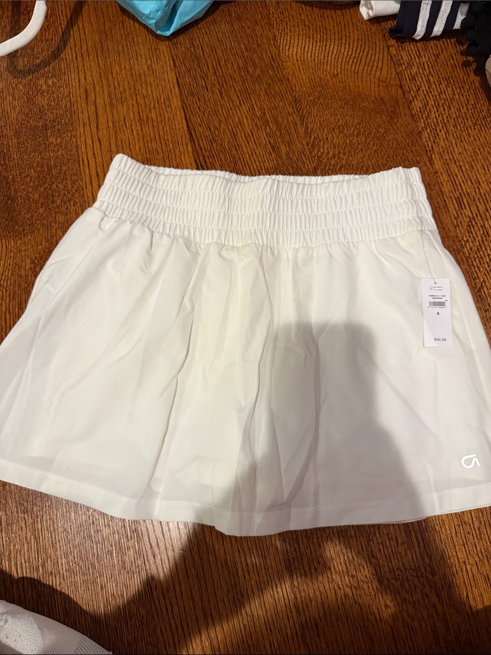 Gap fit runaround skirt